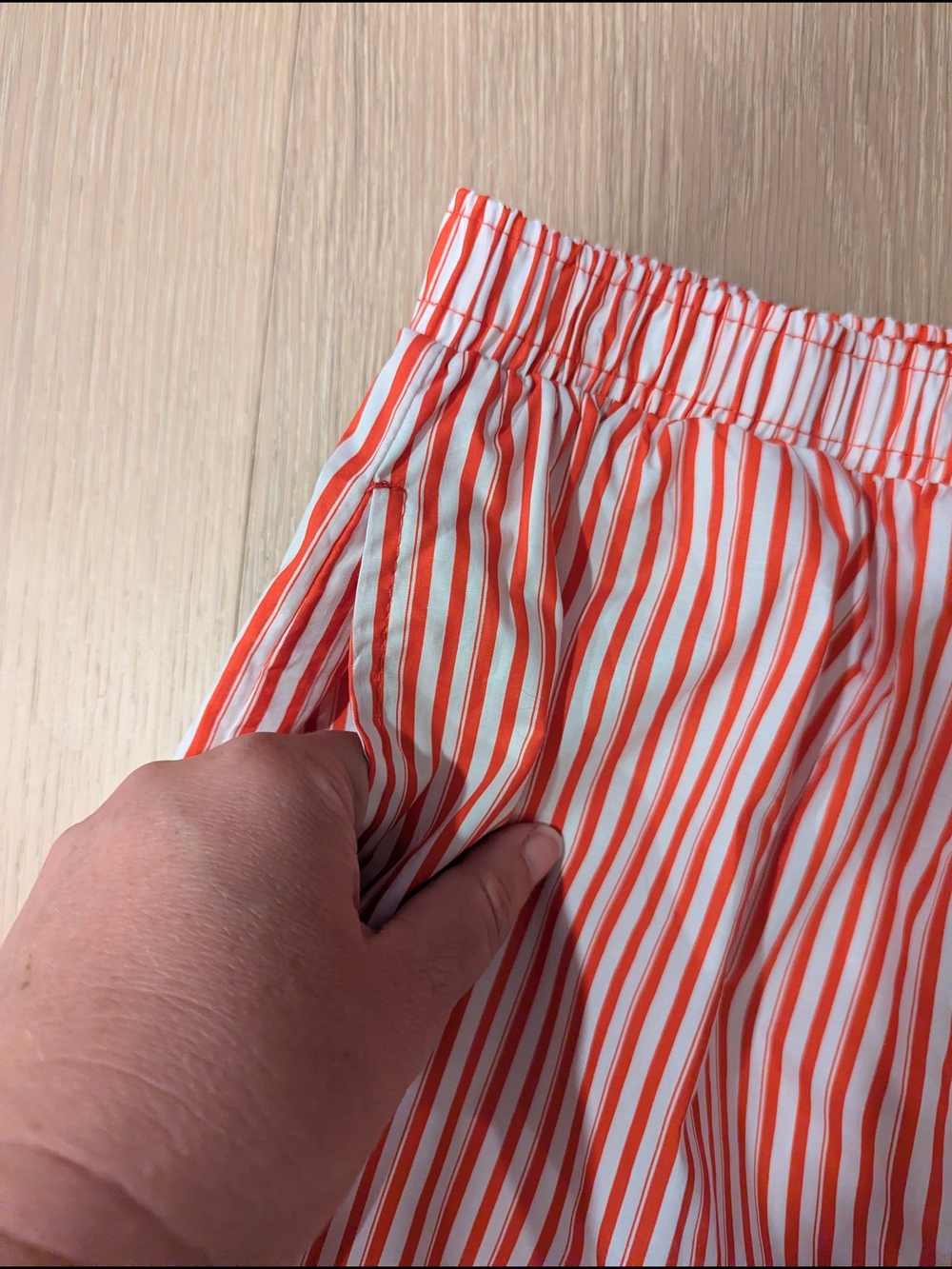 Striped Red and White Cotton Lounge Pants - Picture 4 of 12